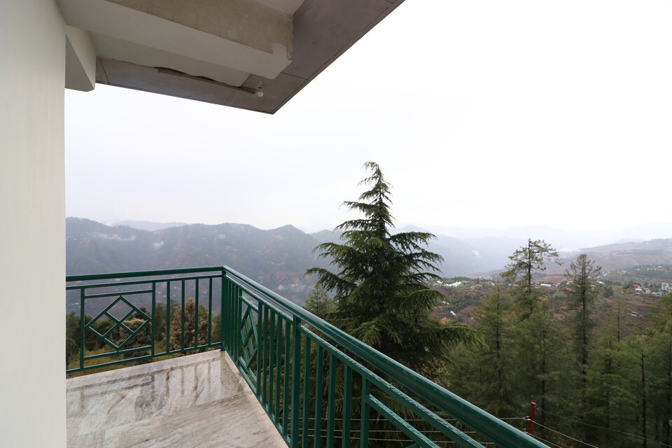 OYO Home 13317 Hill View Stay Mashobra, Mashobra-Naldera, Shimla