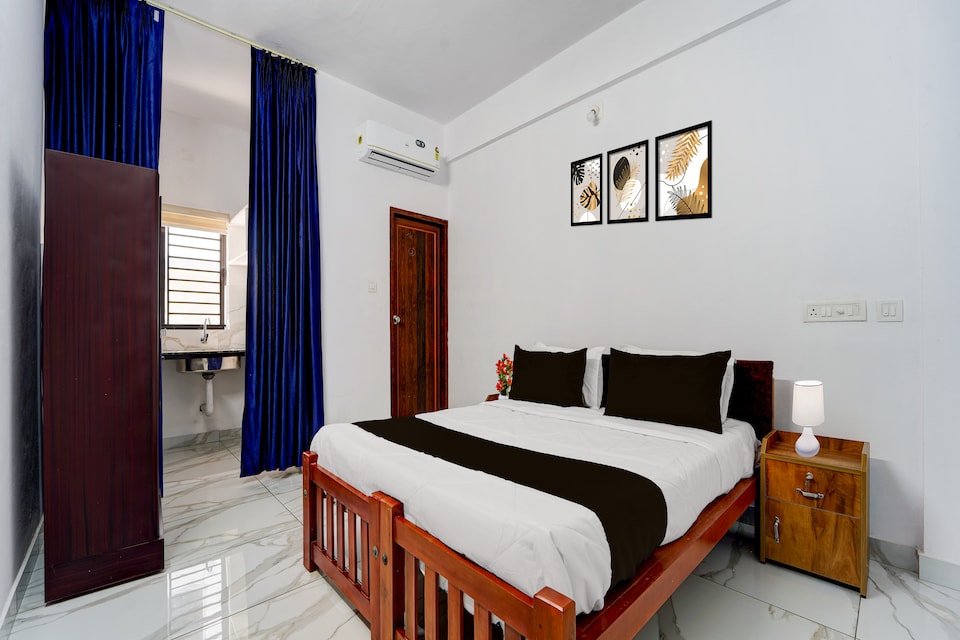 Super Collection O Rajagiri Hospital Aluva East, Aluva Kalamassery Kochi, Kochi