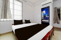 Collection O Rajagiri Hospital Aluva East