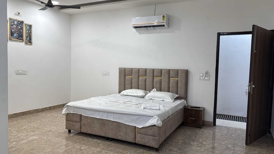 Hotel O Sua Road Crossway Ludhiana Formerly White Solitaire , GT Road Ludhiana, Ludhiana