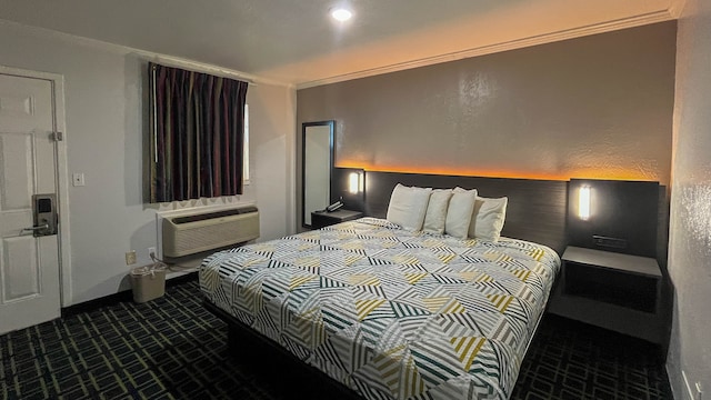 1 King Bed | Smoking, Micfridge