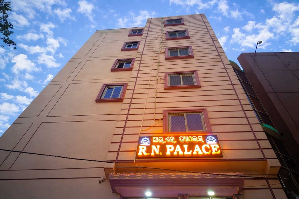 Hotel O RN Palace, Baliapanda Puri, Puri