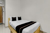 Collection O River House