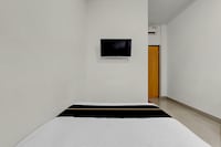 OYO 95074 River House