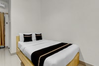 OYO 95074 River House