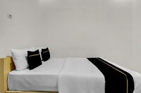 Collection O River House