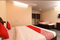 Hotel O Sri Balaji Grand