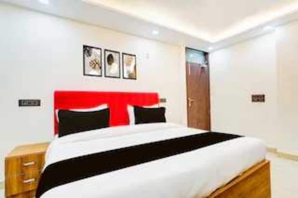 Hotel O V2 Stay , Rohini Delhi, Delhi