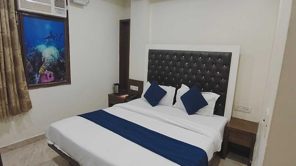 Hotel O V2 Stay , Rohini Delhi, Delhi