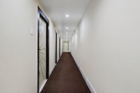 Super Hotel O Barasat Government College Formerly Mivaan Comfort