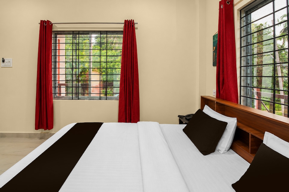 Collection O Deepor Beel Formerly Hayat Hill Top , ISBT Guwahati, Guwahati