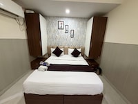 Hotel O Naroli Crossway Mathura Formerly Dev Residency