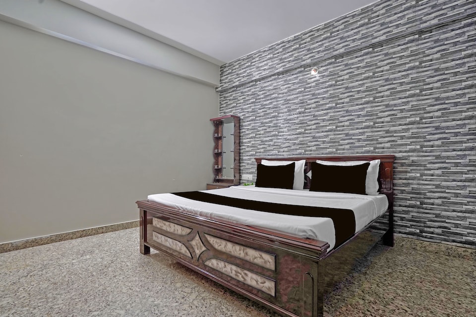 Hotel O MADHURIMA GUEST ROOMS, Guntur, Guntur