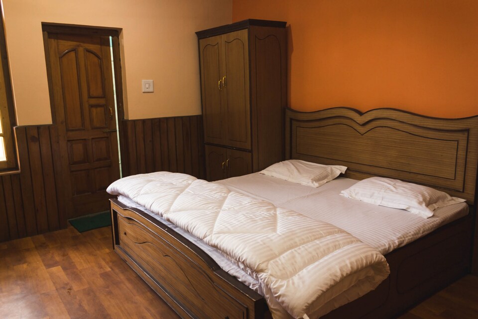 OYO 13342 Home Cozy Stay Naddi, Dharamshala, Dharamshala