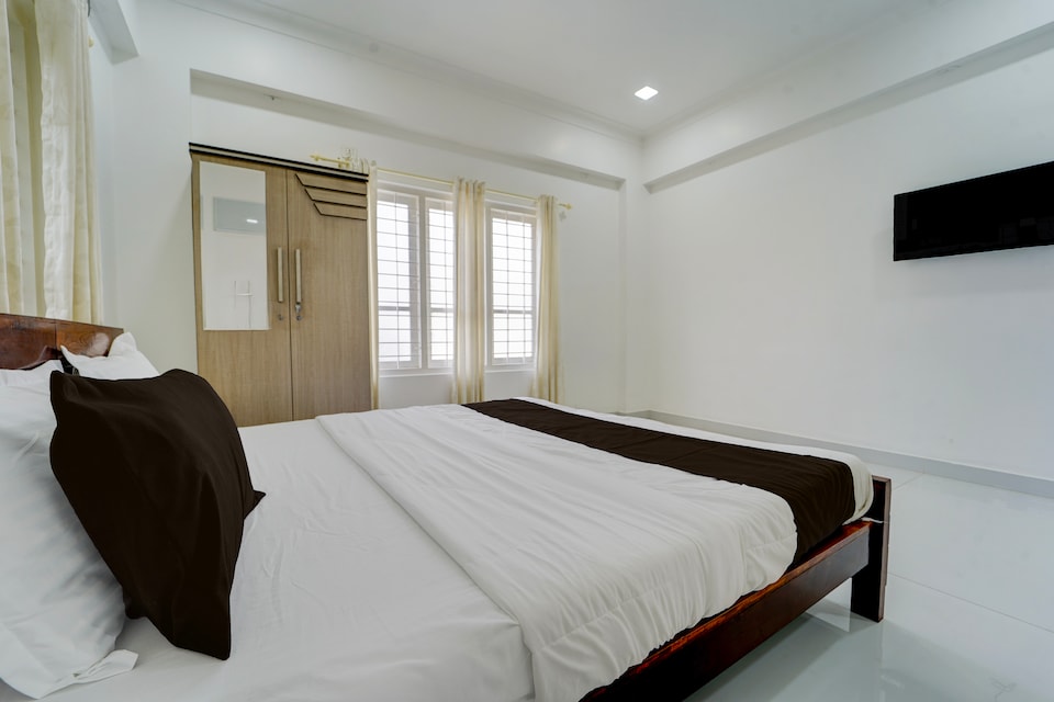 Collection O Kulathoor Technopark Formerly United Mansions, Thampanoor Trivandrum, Trivandrum