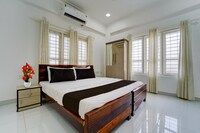 Super Collection O Kulathoor Technopark Formerly United Mansions