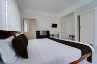 Collection O Kulathoor Technopark Formerly United Mansions