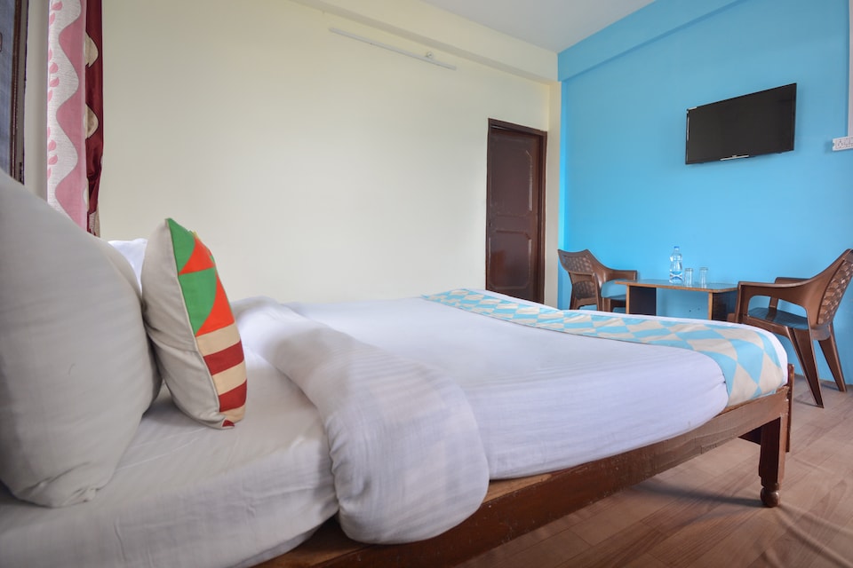OYO Home 13347 Studios, Kasauli, Kasauli