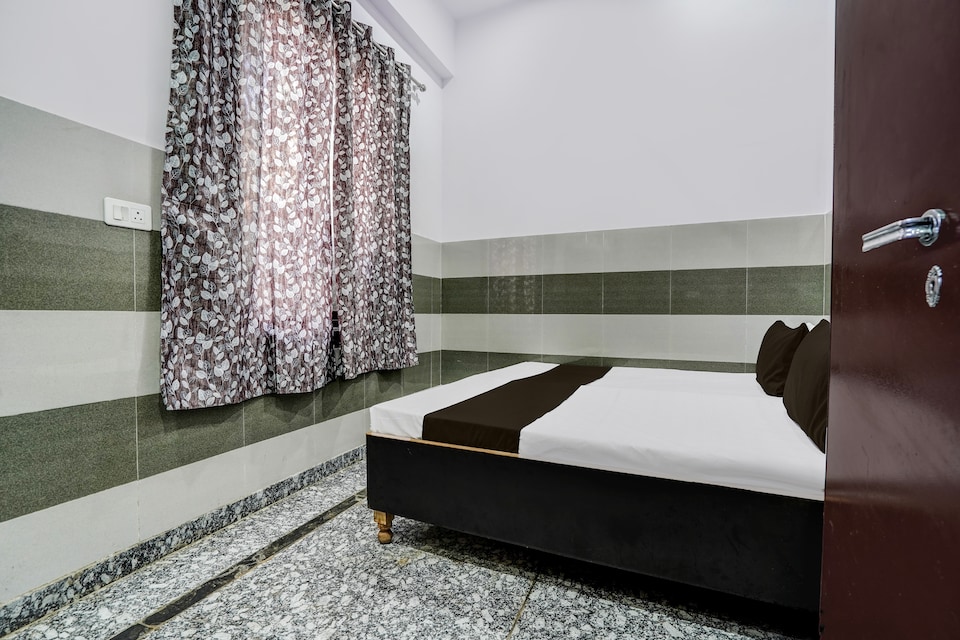 SPOT ON Golden Heights, Amer, Jaipur