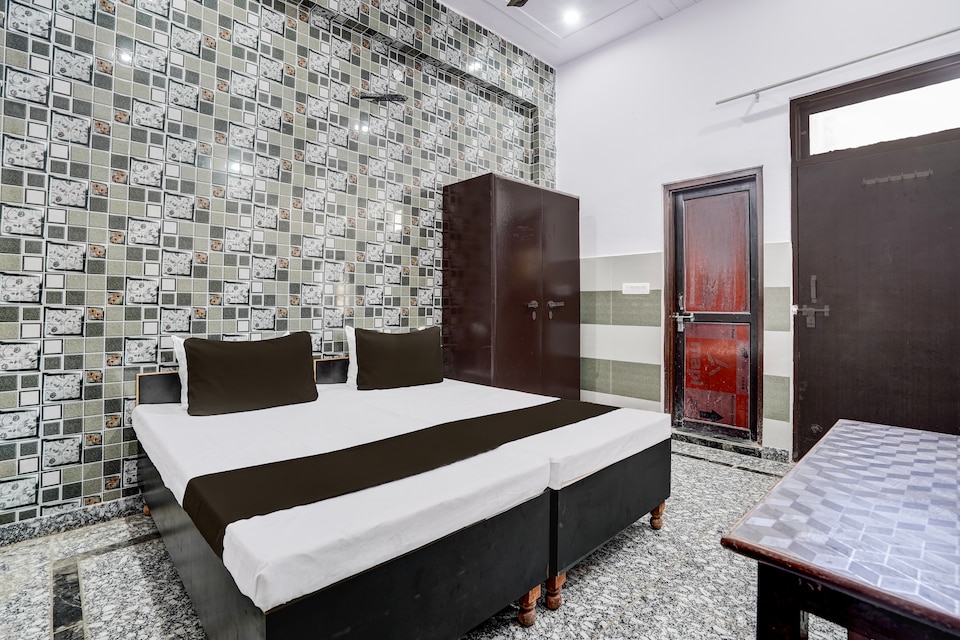 SPOT ON Golden Heights, Amer, Jaipur