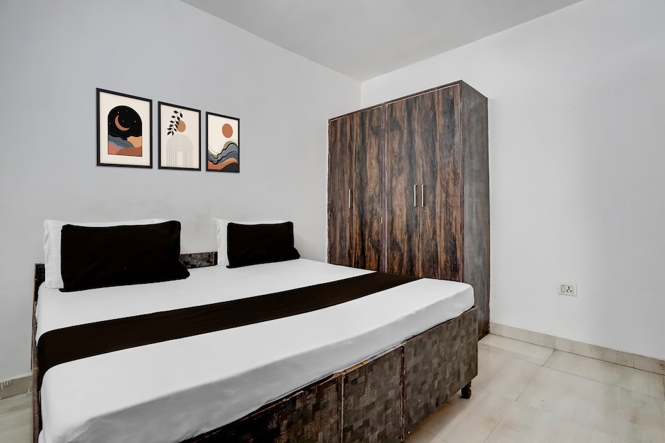 Hotel O MS Hotel Lakra Residency, Rohini Delhi, Delhi