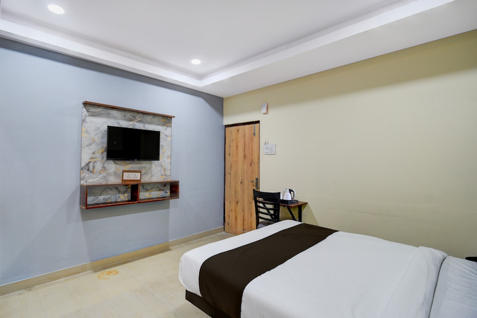 Hotel O Capital Grand Near Nehru  Zoo Park, Abids-Nampally, हैदराबाद