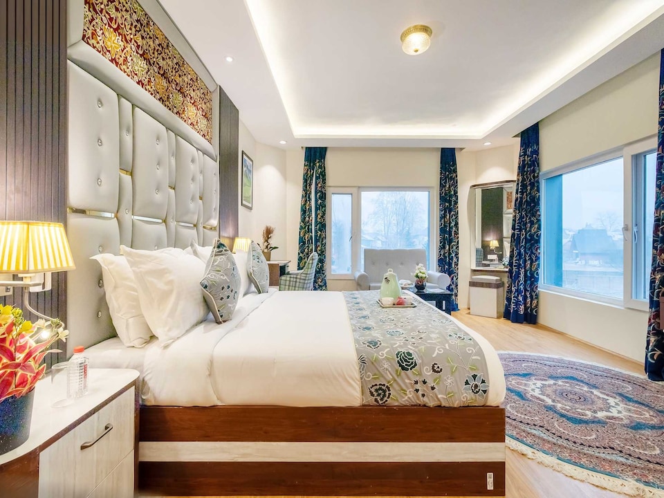 Palette Hotel Cecil by CheckIn Srinagar, Nishat, Srinagar