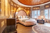 Palette Hotel Cecil, Srinagar