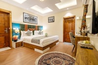 Palette Hotel Cecil, Srinagar