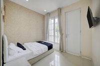 Hotel O near RS Fatmawati formerly White House