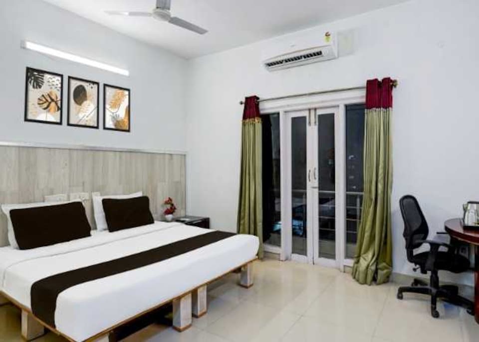 Collection O Kodaikanal Solar Observatory Museum Formerly Aysha Stay Inn, Kodaikanal, Kodaikanal