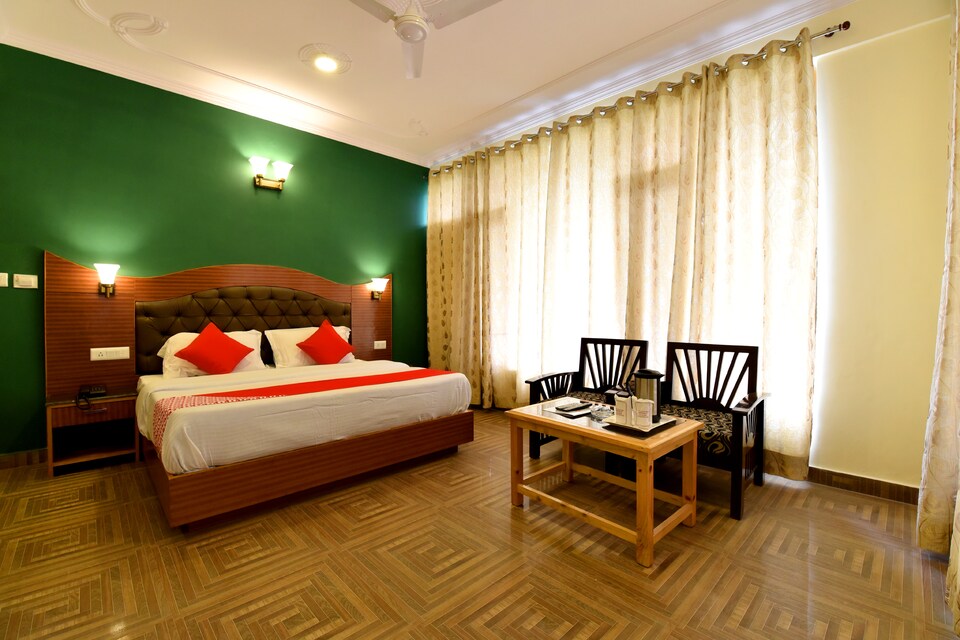 OYO 13356 Himachal Heights, Mall Road Manali, Manali
