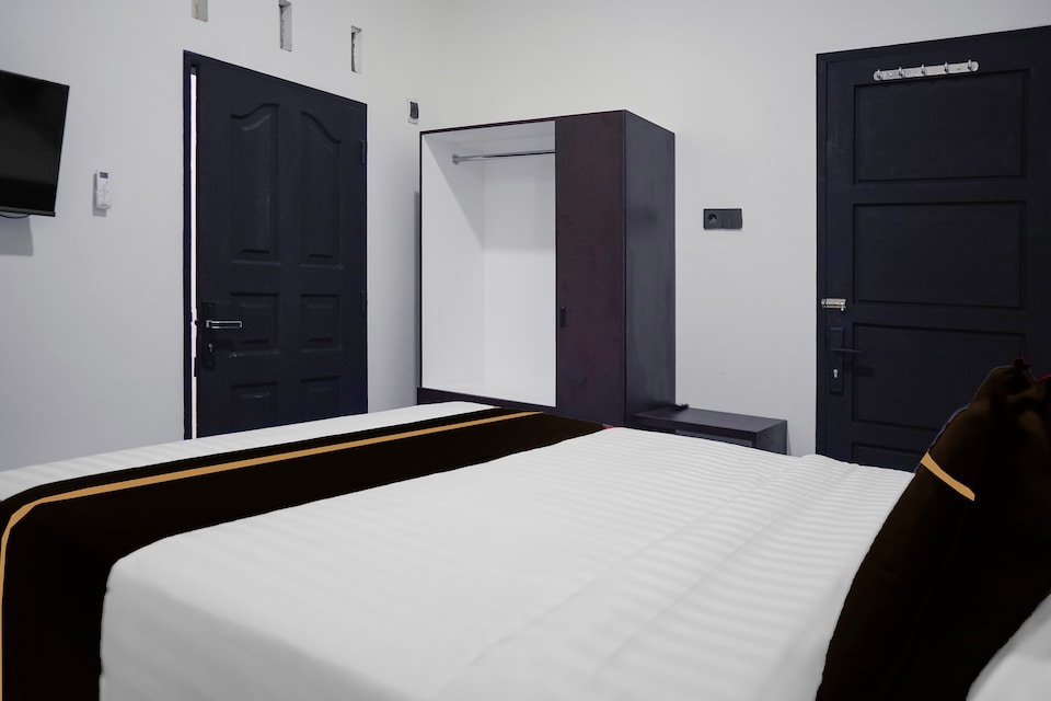 Hotel O Khan House, Lolong, Padang