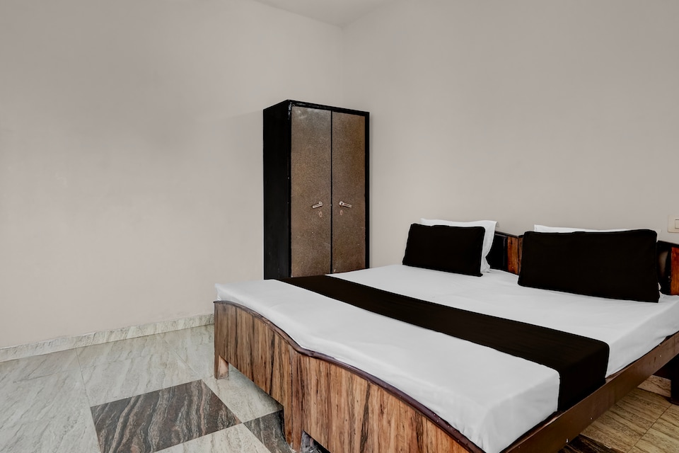 SPOT ON Cb 24 Guest House , Patiala, Patiala