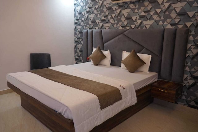 SPOT ON SHEHNAI RESORT Hotel & Restaurant