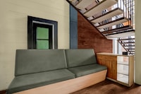 OYO 95081 Yayah Residence 