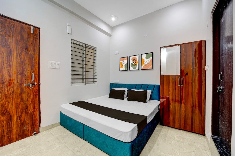 SPOT ON Hotal Saawariya Place , Kolar Road, Bhopal