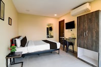 Hotel O Premium 12th Night