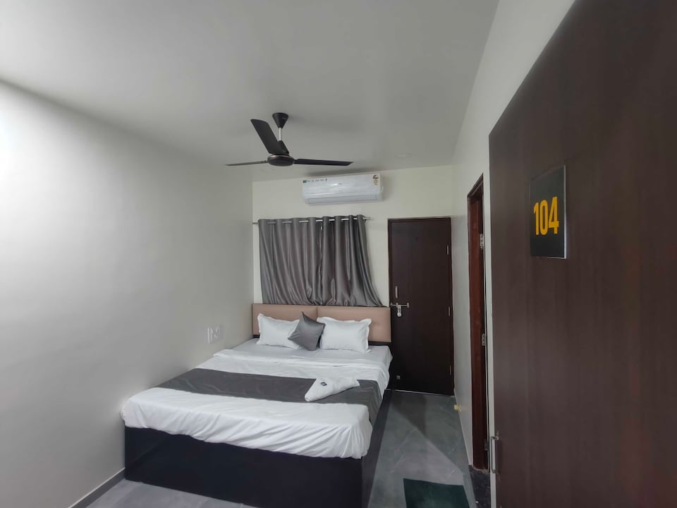 HOTEL O THE COZY INN, Bus Stand Nagpur, Nagpur
