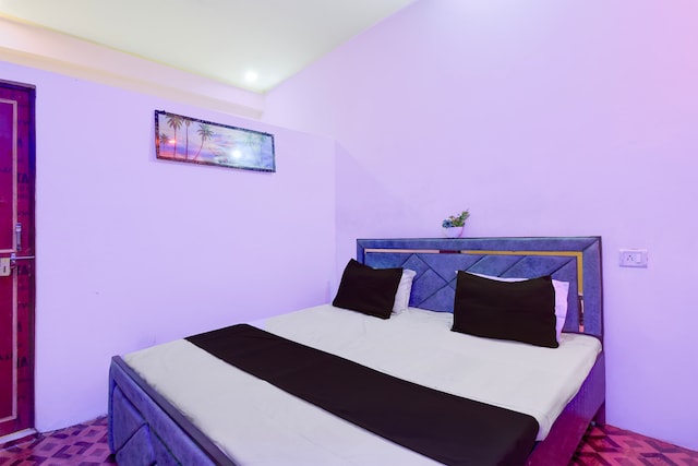 SPOT ON Samrat Hotel