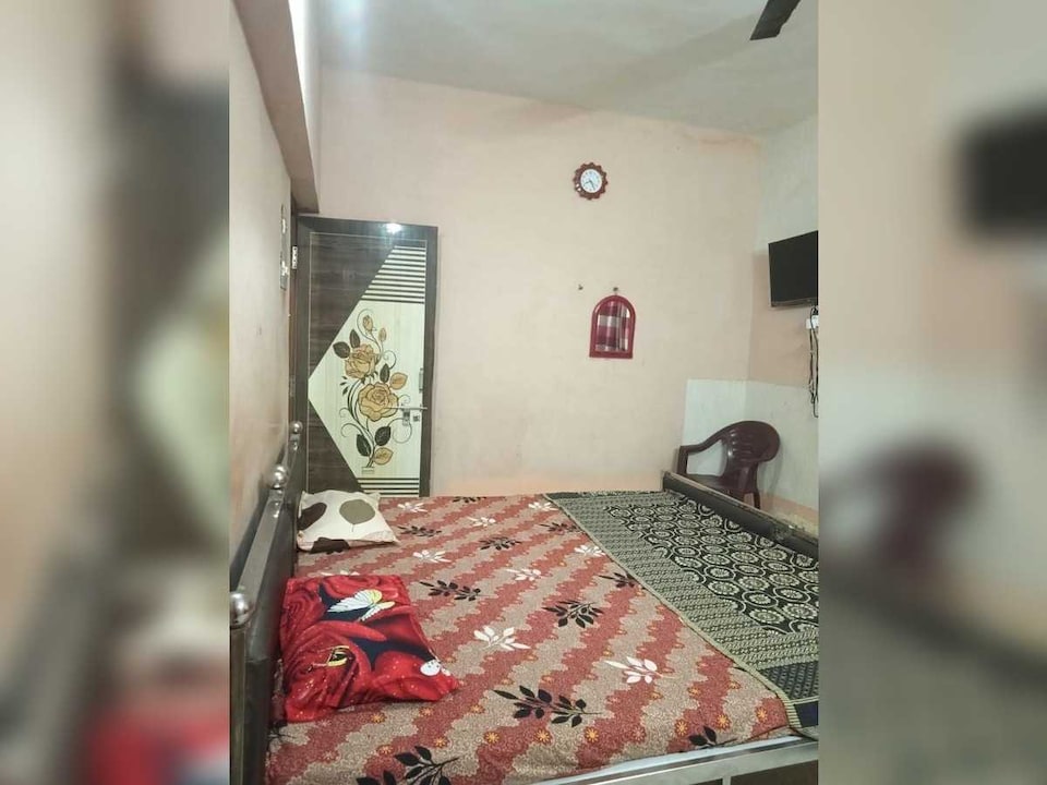 SPOT ON Yash Guest House , Airport Road - Raipur, Raipur