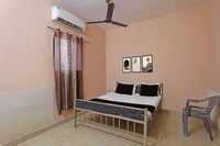 SPOT ON Yash Guest House 