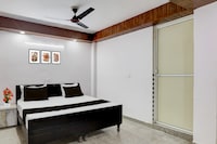 Collection O Sector 18 Noida Formerly True Residency