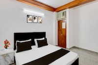 Super Collection O Sector 18 Noida Formerly True Residency