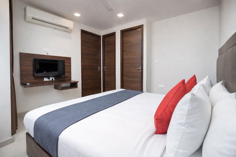 Hotel O Srirampura Metro Station Formerly Broadway Inn, Rajajinagar Bangalore, Bangalore