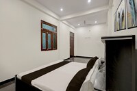 SPOT ON Galaxy Hotel