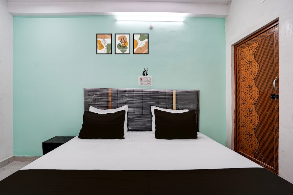 SPOT ON Hotel Aagman Inn , Rambagh Allahabad, Prayagraj