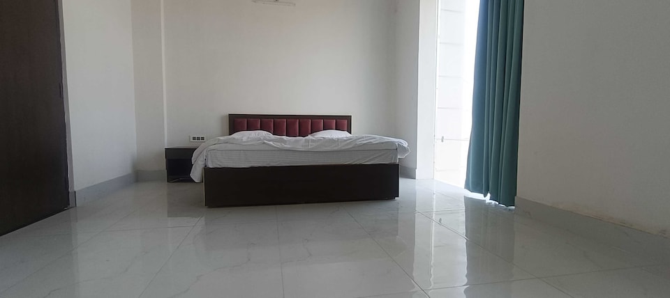 Hotel O The Pacific Farm and Resort, Pilibhit Bypass Road, Bareilly