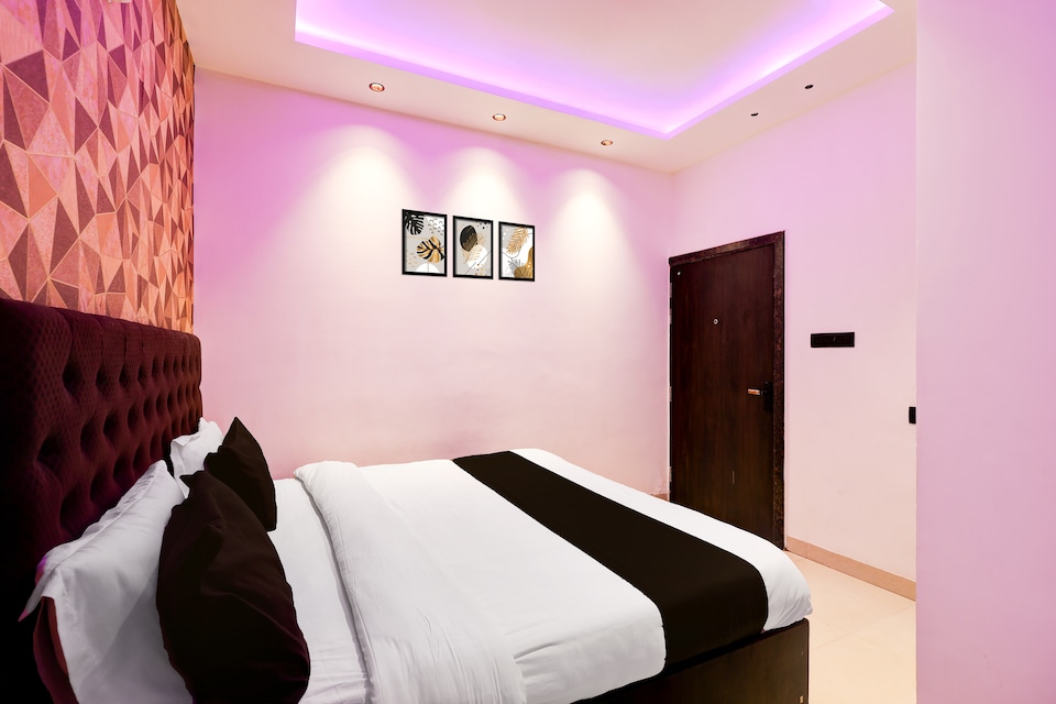 Townhouse Oak Kanpur Barra 5 Formerly Royal Residency, Govind Nagar Kanpur, Kanpur