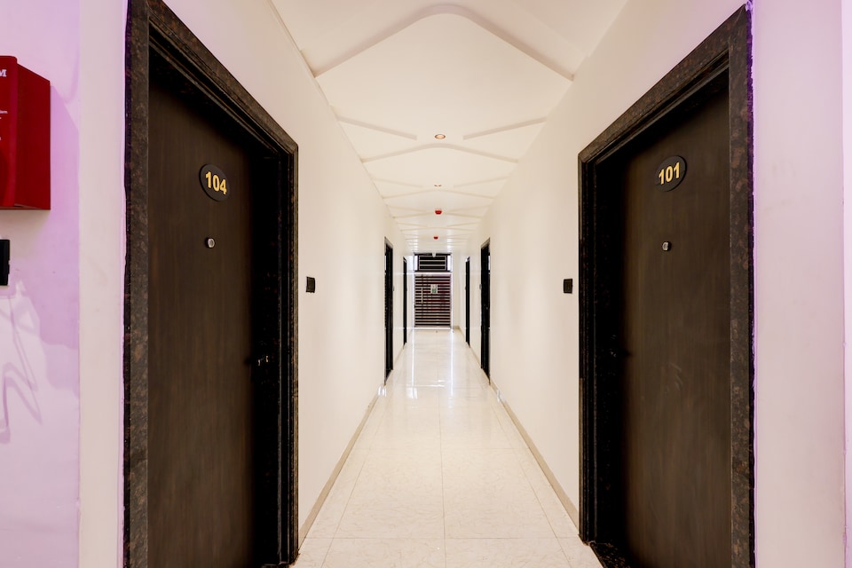 Townhouse Oak Kanpur Barra 5 Formerly Royal Residency, Govind Nagar Kanpur, Kanpur